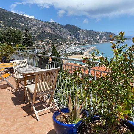 Villa L'Ensoleillee Vue Panoramique Mer, 250 M De La Plage Et Du Centre Ville 芒通 外观 照片